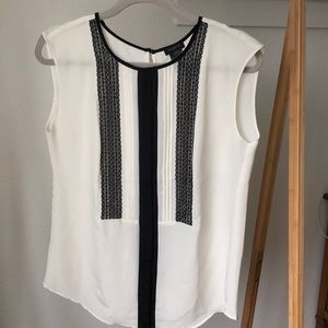 Great blouse with lace detail